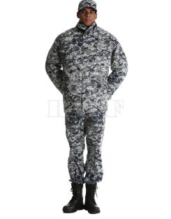 Military Clothing / 1004