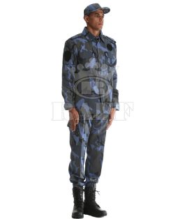 Military Clothing / 1027